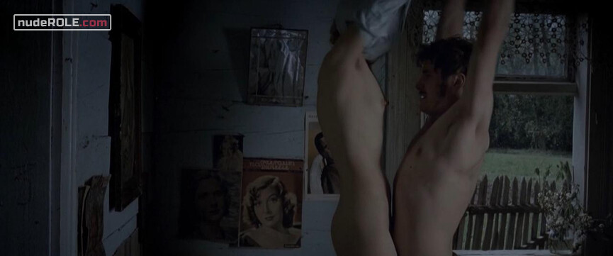 3. Marta Burkacka nude – Historia Roja (2016)