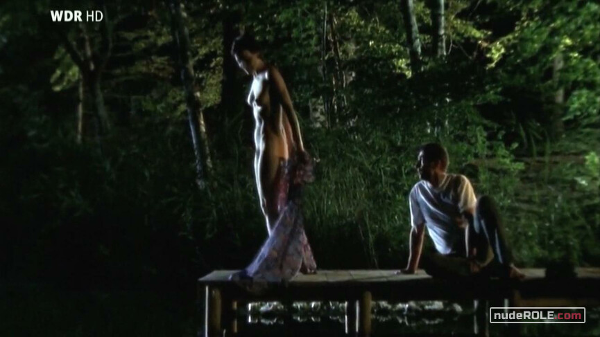 3. Ilona Korte nude – Utta Danella — Der Mond im See (2004)