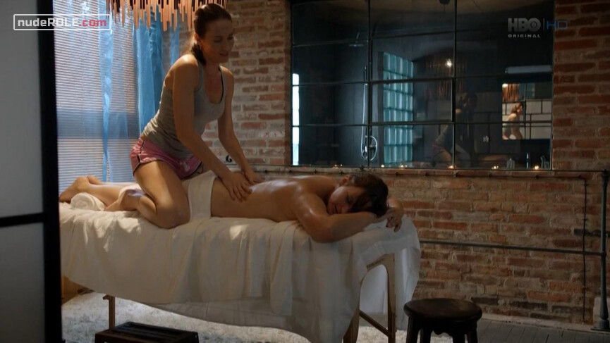 2. Zuzana nude – Head Over Heels s01e03 (2014)