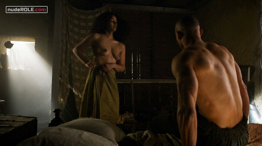 1. Vala nude, Daenerys Targaryen sexy – Game of Thrones s05e01 (2015)