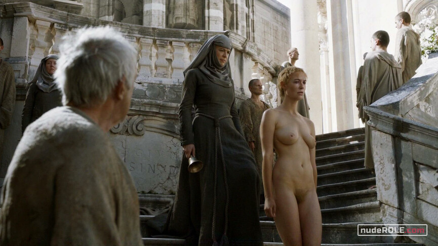3. Cersei Lannister sexy – Game of Thrones s05e10 (2015)