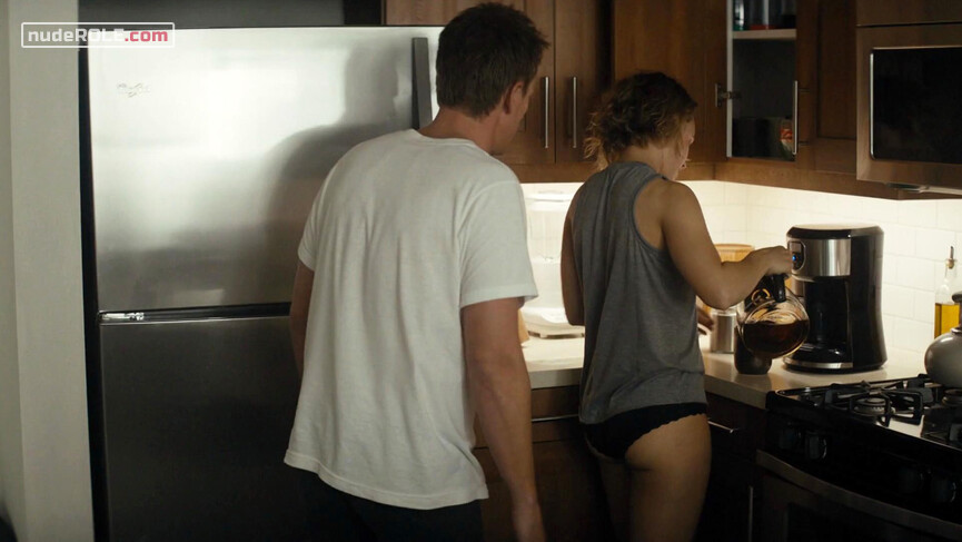 1. Ani Bezzerides sexy, Girl 1 nude, Athena Bezzerides sexy – True Detective s02e01 (2015)