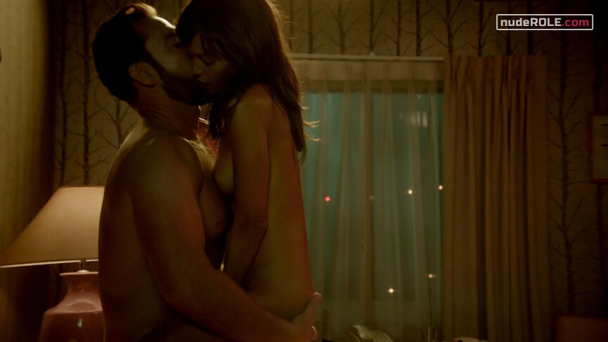 1. Grace nude – Rogue s01e05 (2013)