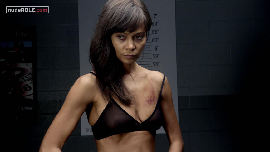 3. Grace nude – Rogue s01e08-10 (2013)