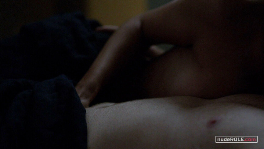 3. Jessica Brody nude – Homeland s02e09 (2012)