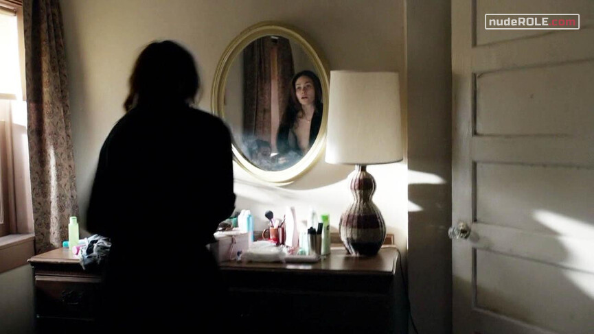 3. Fiona Gallagher nude, Tiffany Thomas nude – Shameless s06e01 (2016)