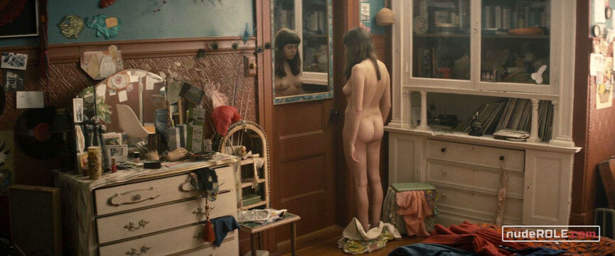 1. Minnie Goetze nude – The Diary of a Teenage Girl (2015)